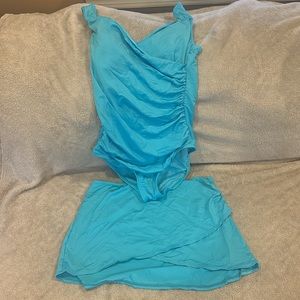 Jantzen Bathing Suit with matching skirt. Size 6